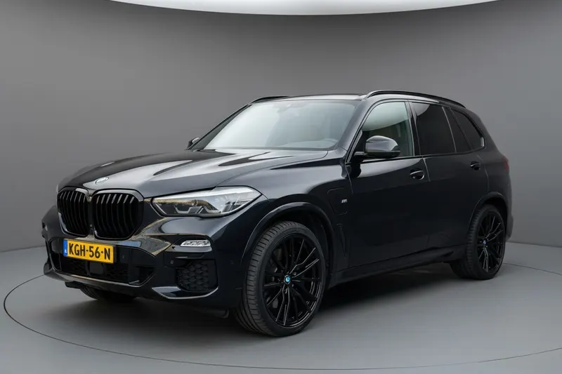 BMW X5 (2020)