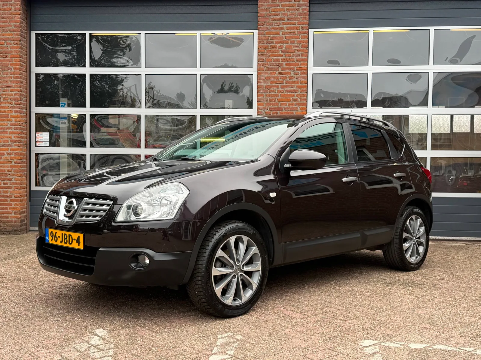 Nissan Qashqai (2009) — foto 1