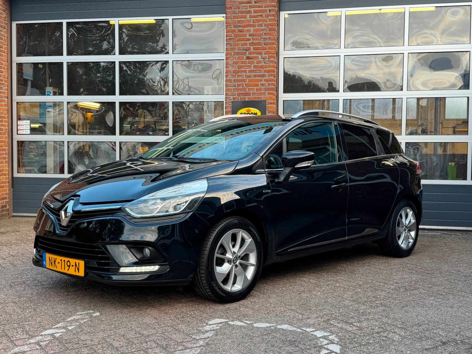 Renault Clio (2017) — foto 1