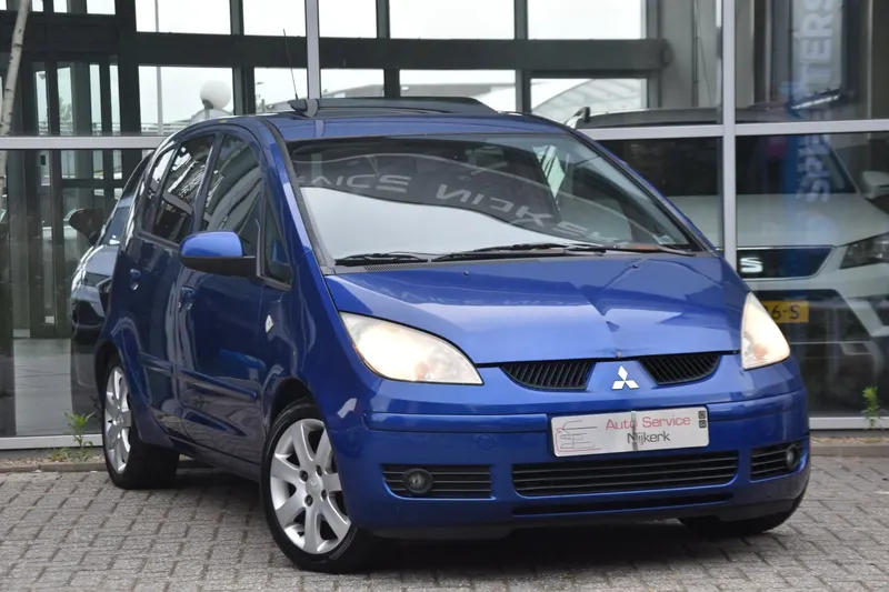 Mitsubishi Colt (2006)