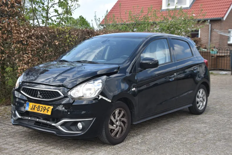Mitsubishi Space Star (2016)