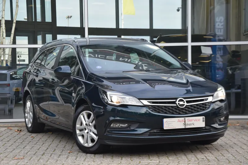 Opel Astra (2017)