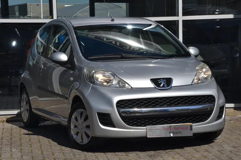 Peugeot 107 (2009)