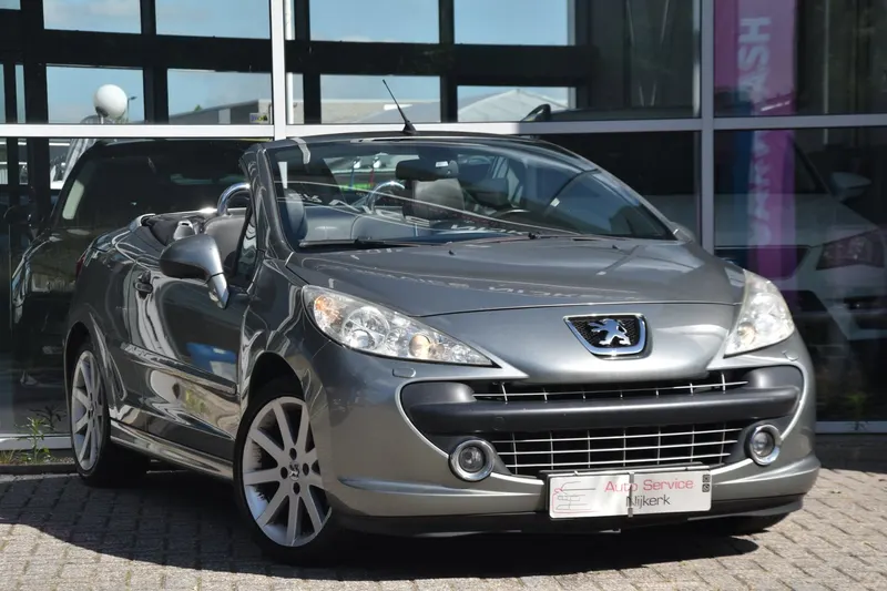 Peugeot 207 (2008)