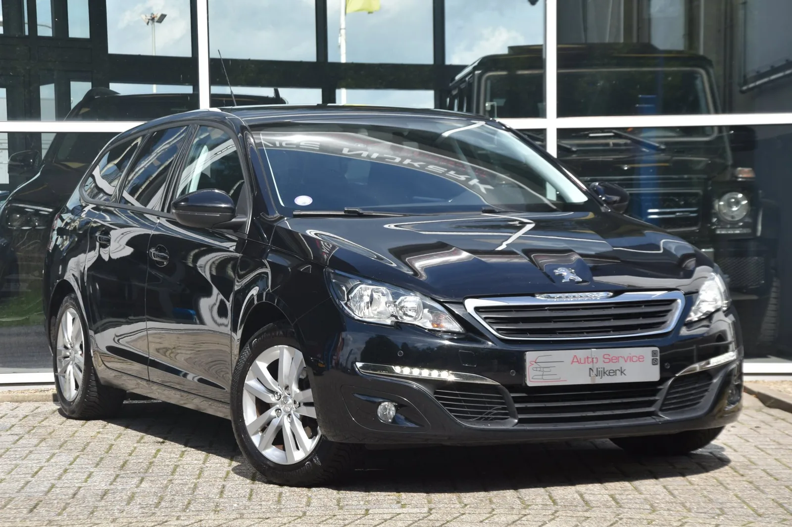 Peugeot 308 (2016) — foto 1