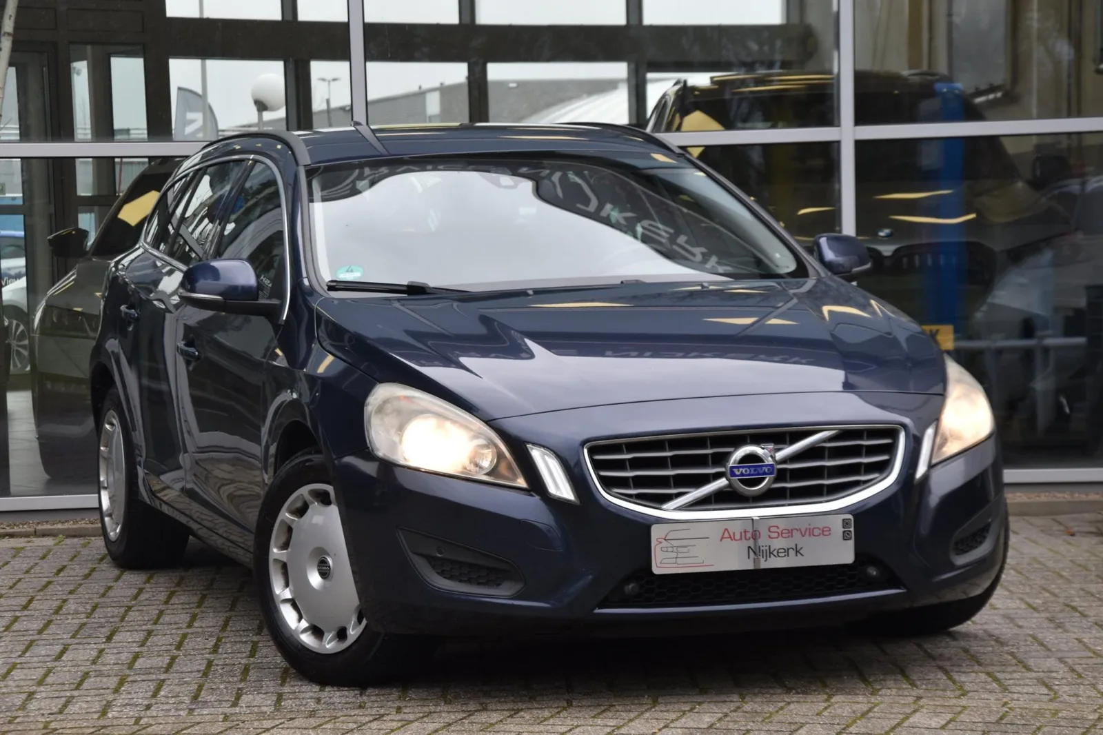 Volvo V60 (2011) — foto 1
