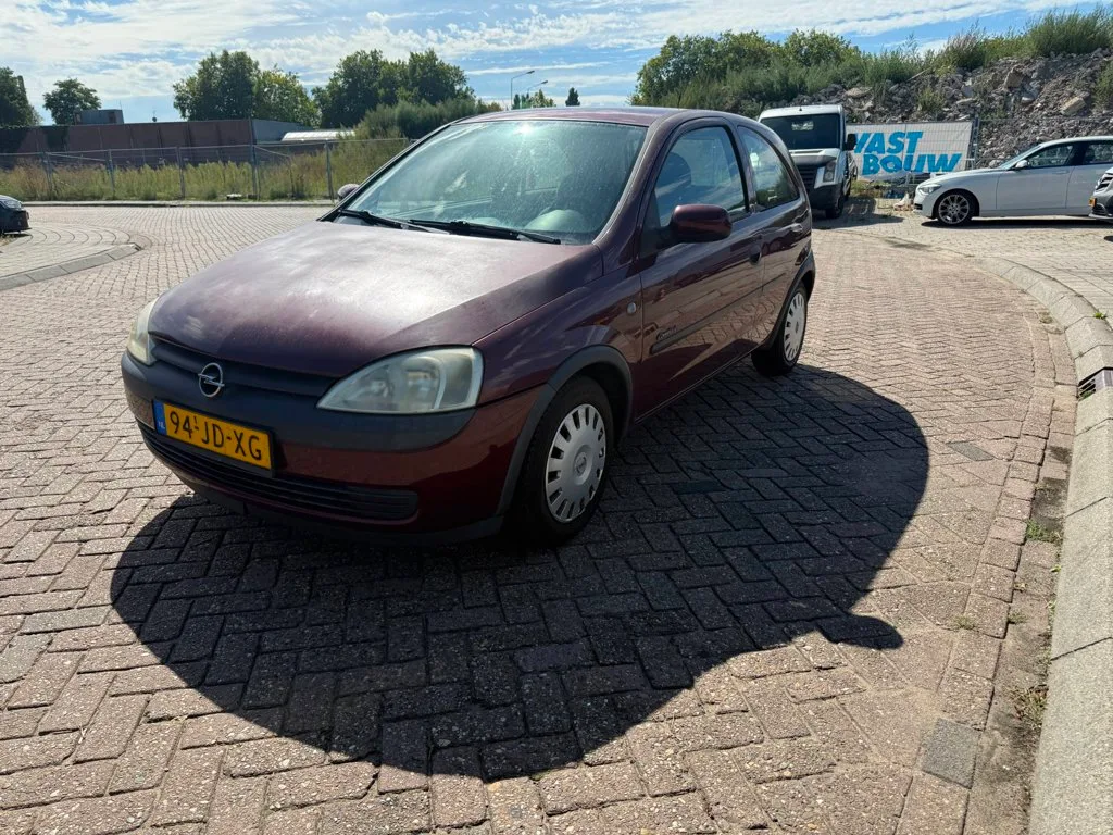 Opel Corsa (2002) — foto 1