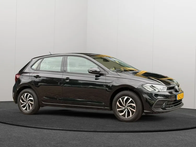 Volkswagen Polo (2024) — foto 1