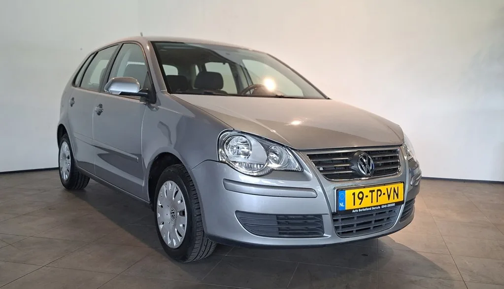 Volkswagen Polo (2007) — foto 1