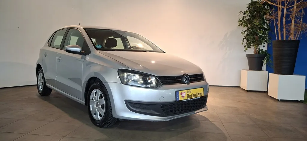 Volkswagen Polo (2011) — foto 1