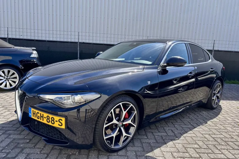 Alfa Romeo Giulia (2021)