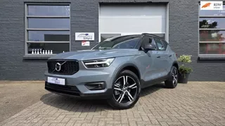 Volvo XC40 (2020) — foto 1