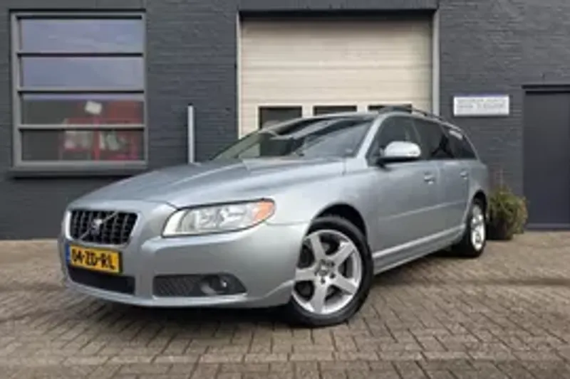 Volvo V70 (2008)