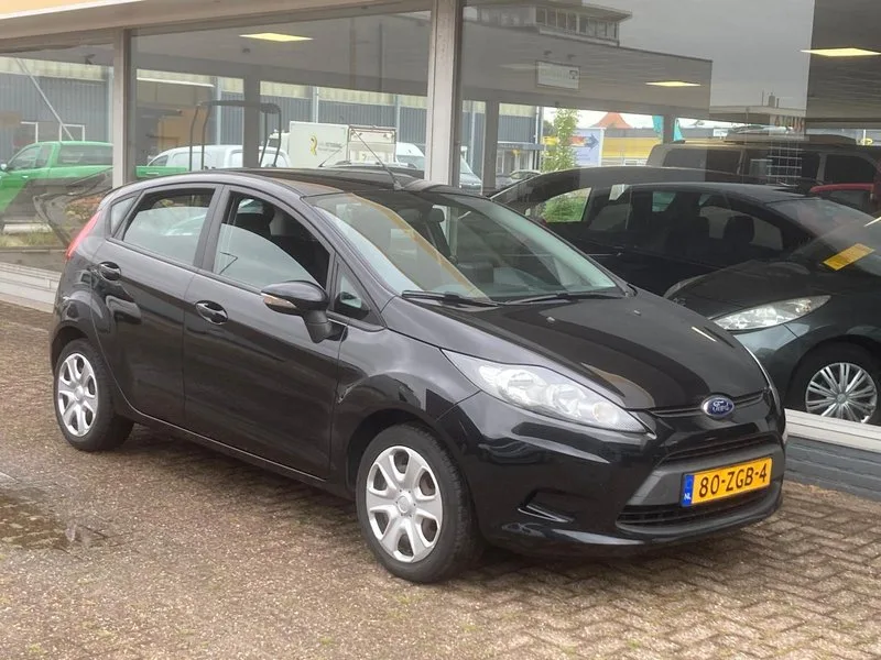 Ford Fiesta (2012) — foto 1