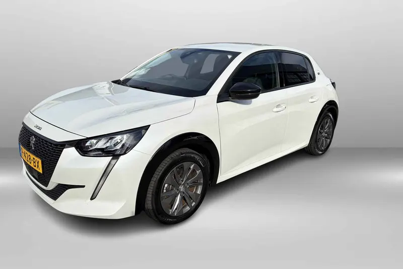 Peugeot e-208 (2022)