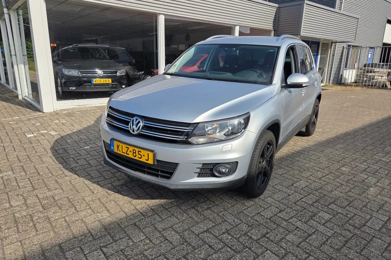 Volkswagen Tiguan (2015)