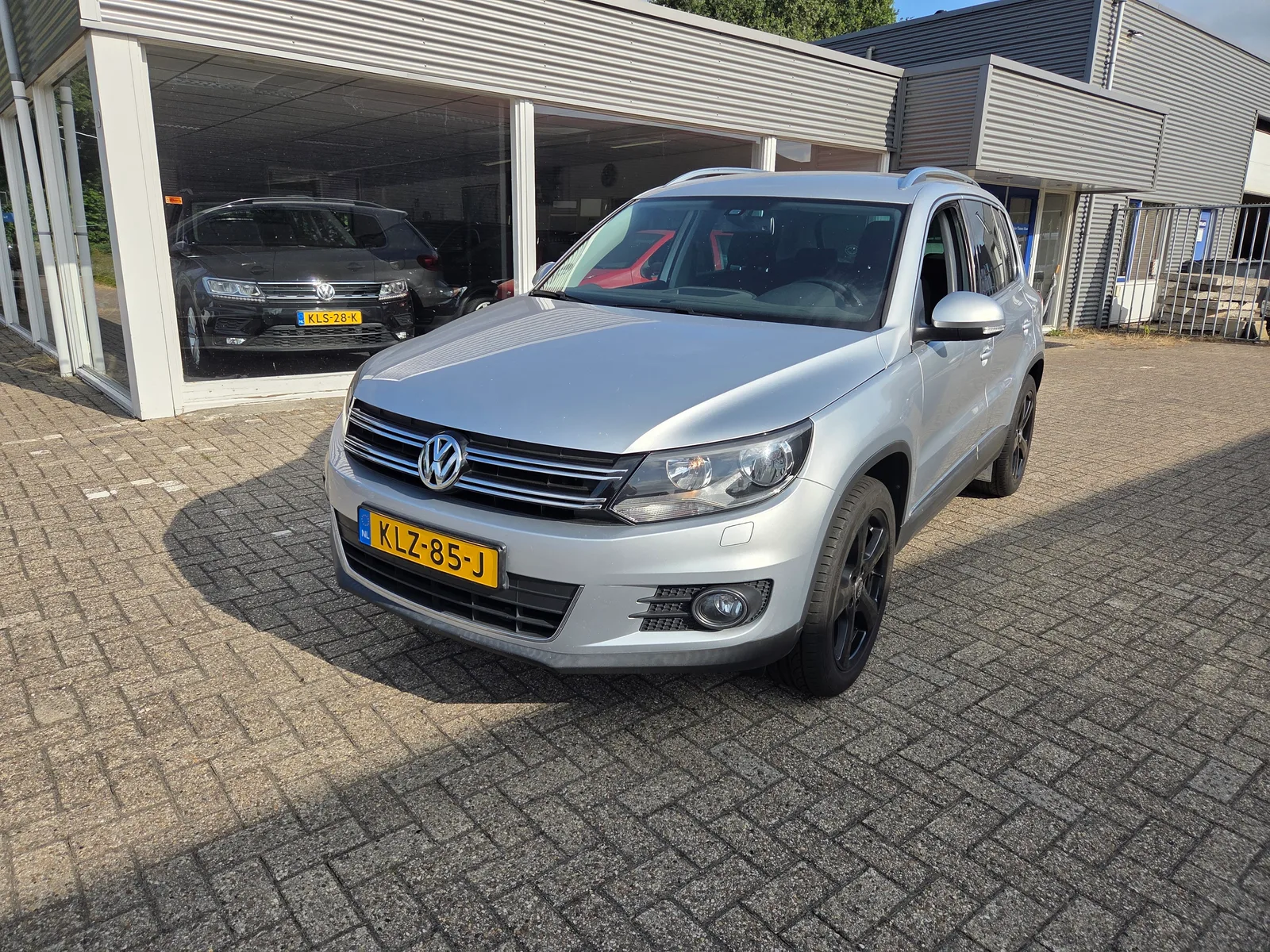 Volkswagen Tiguan (2015) — foto 1