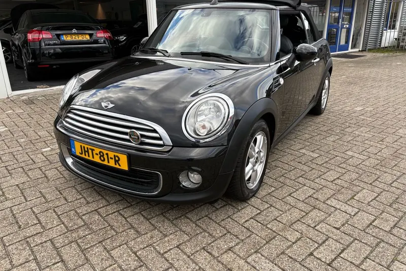 MINI Cabrio (2013)