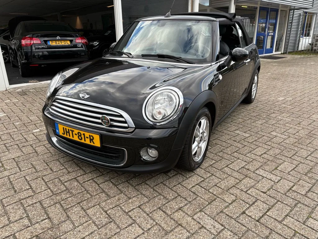 MINI Cabrio (2013) — foto 1