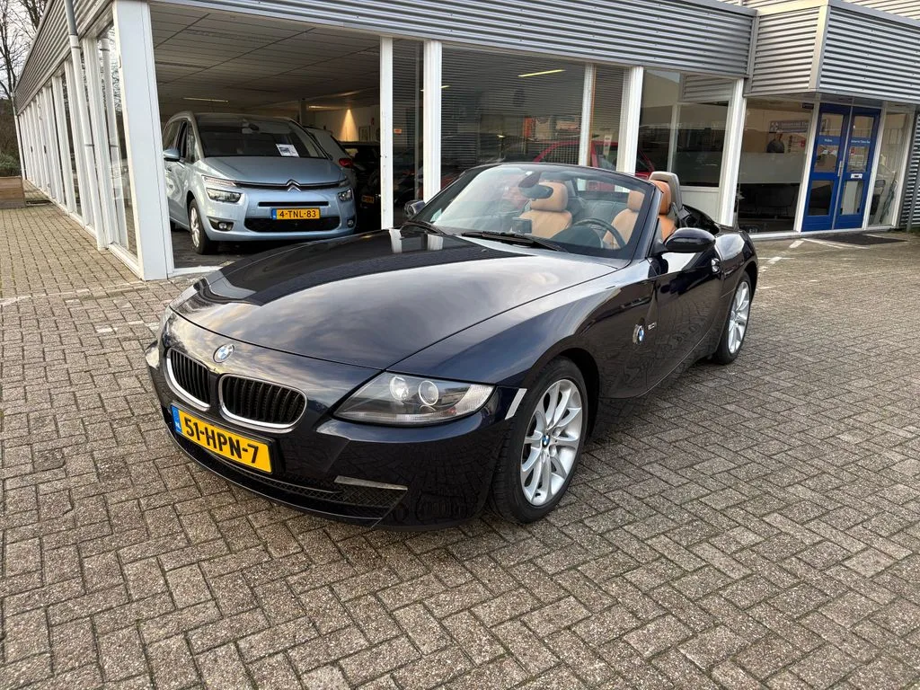 BMW Z4 (2009) — foto 1