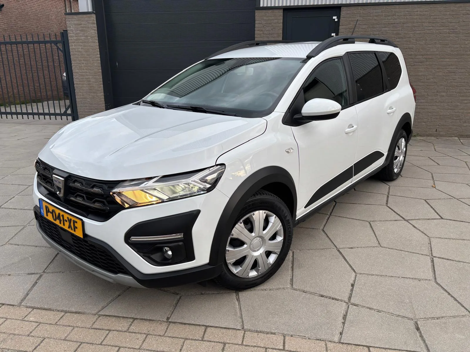 Dacia Jogger (2022) — foto 1