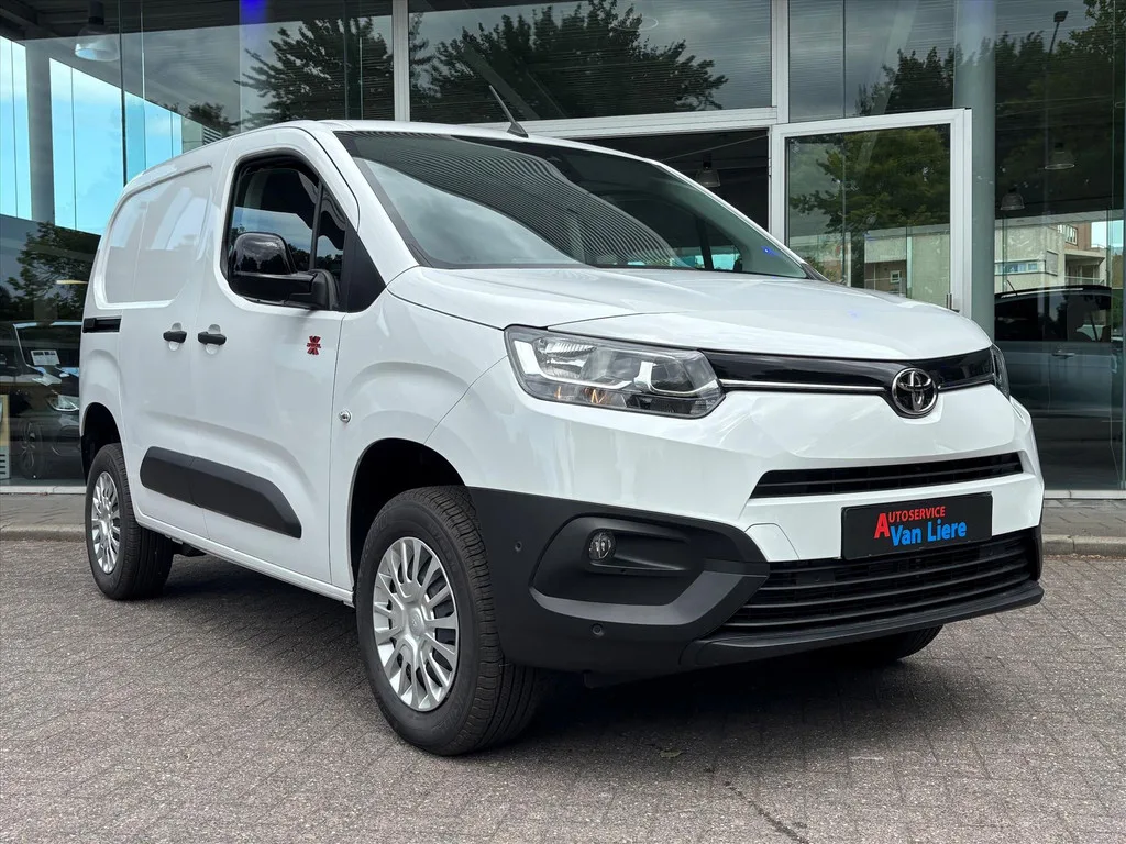 Toyota ProAce City (2024) — foto 1