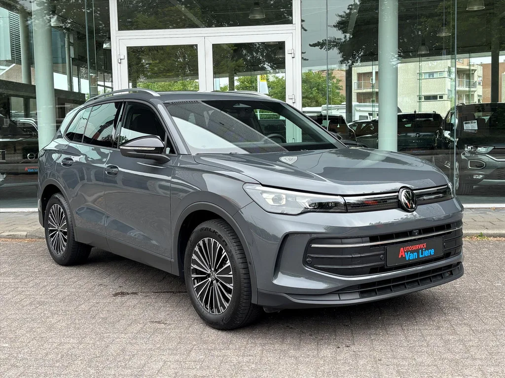 Volkswagen Tiguan (2025) — foto 1