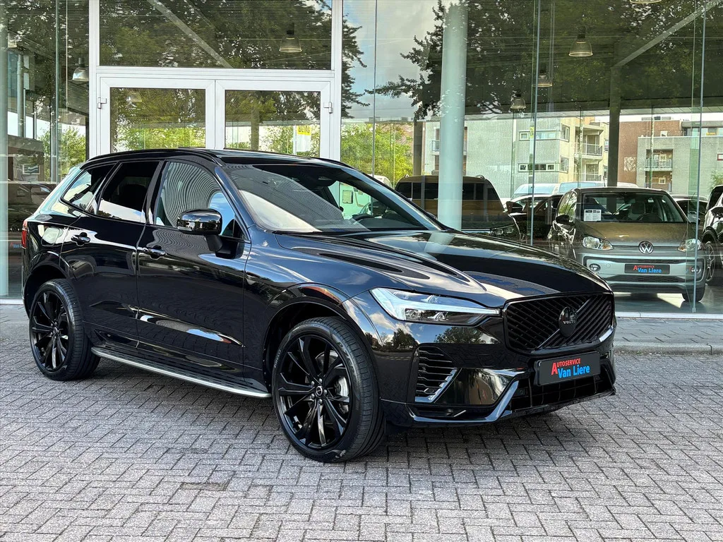 Volvo XC60 (2025) — foto 1