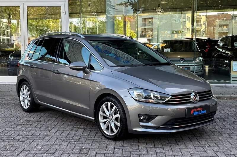 Volkswagen Golf Sportsvan (2015)