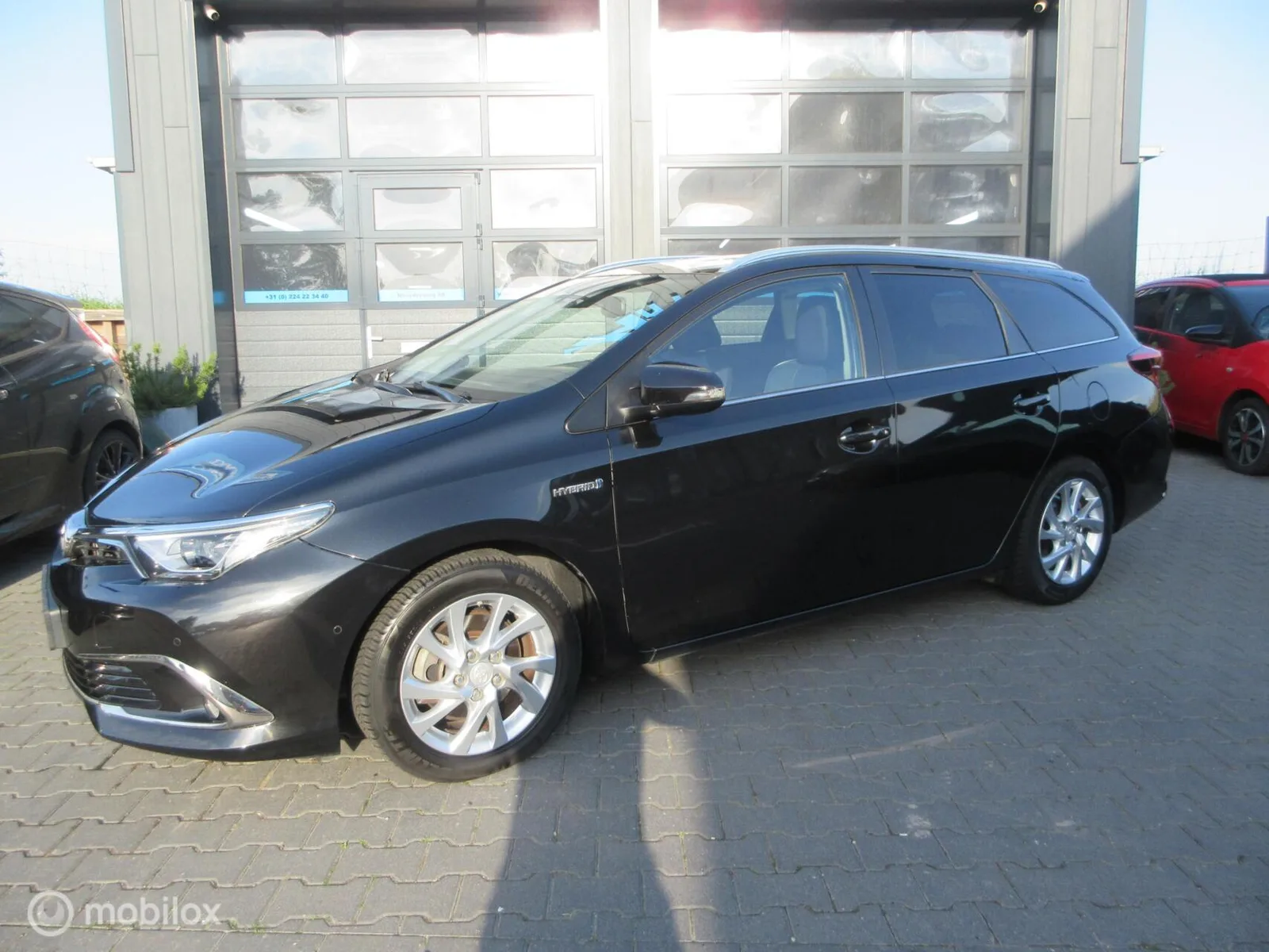 Toyota Auris (2015) — foto 1