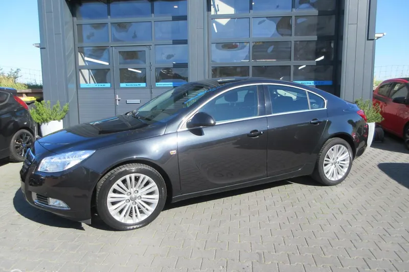 Opel Insignia (2012)