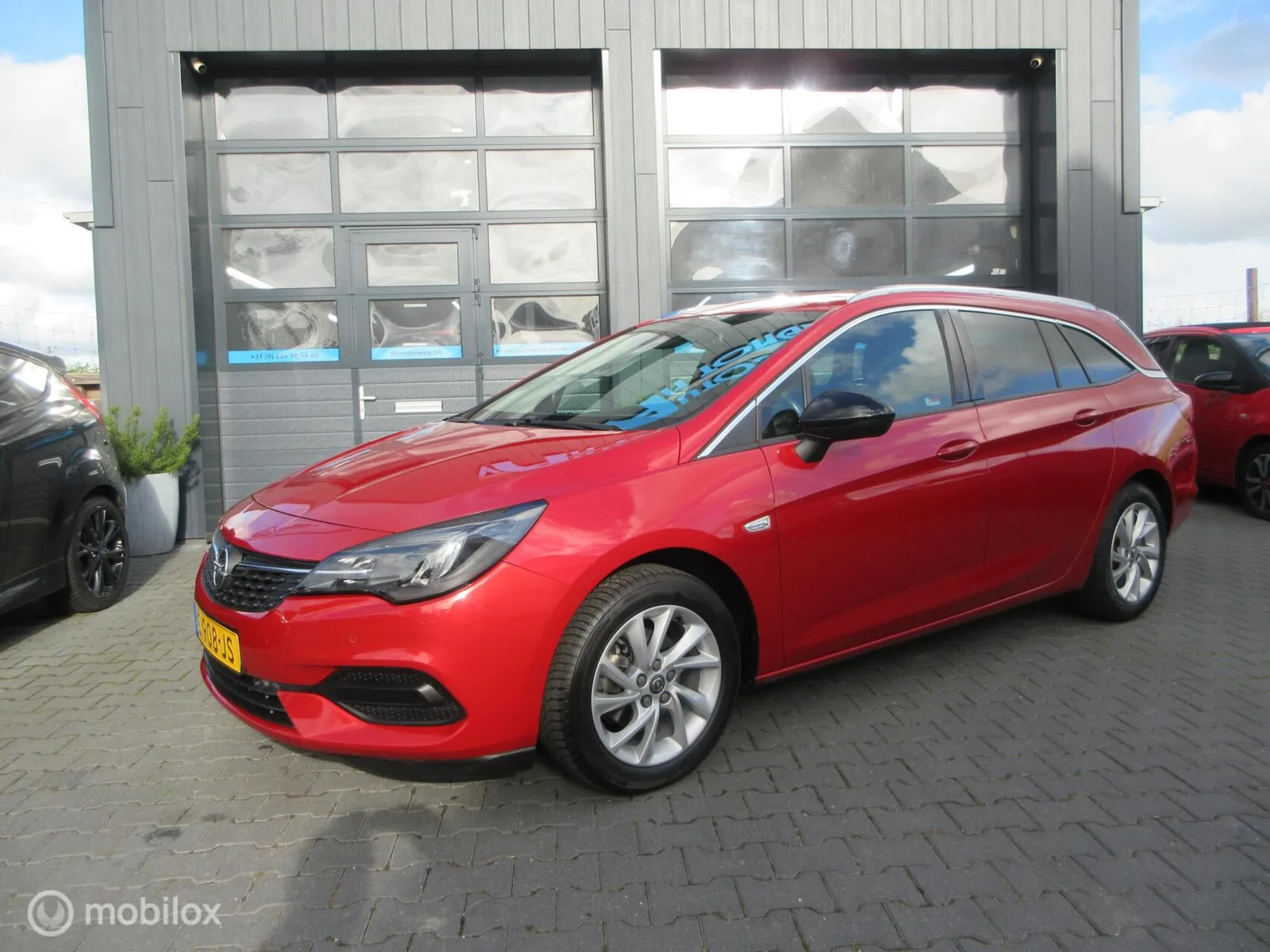 Opel Astra (2021) — foto 1