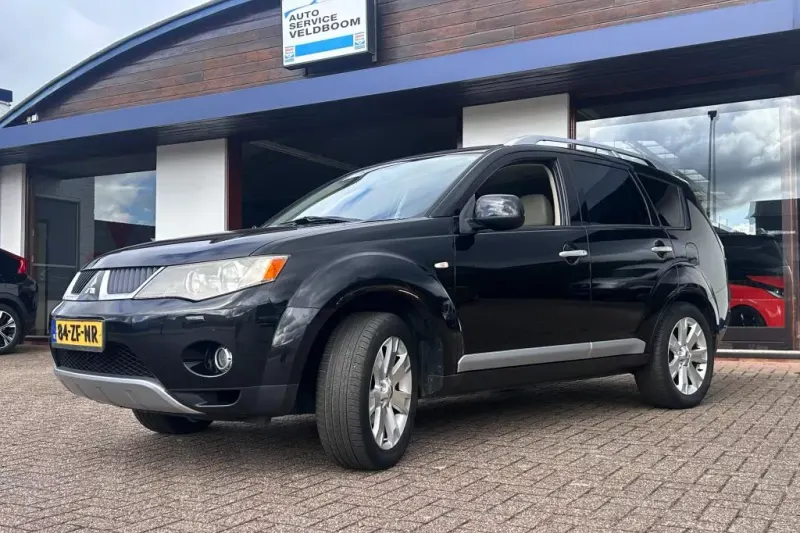Mitsubishi Outlander (2008)