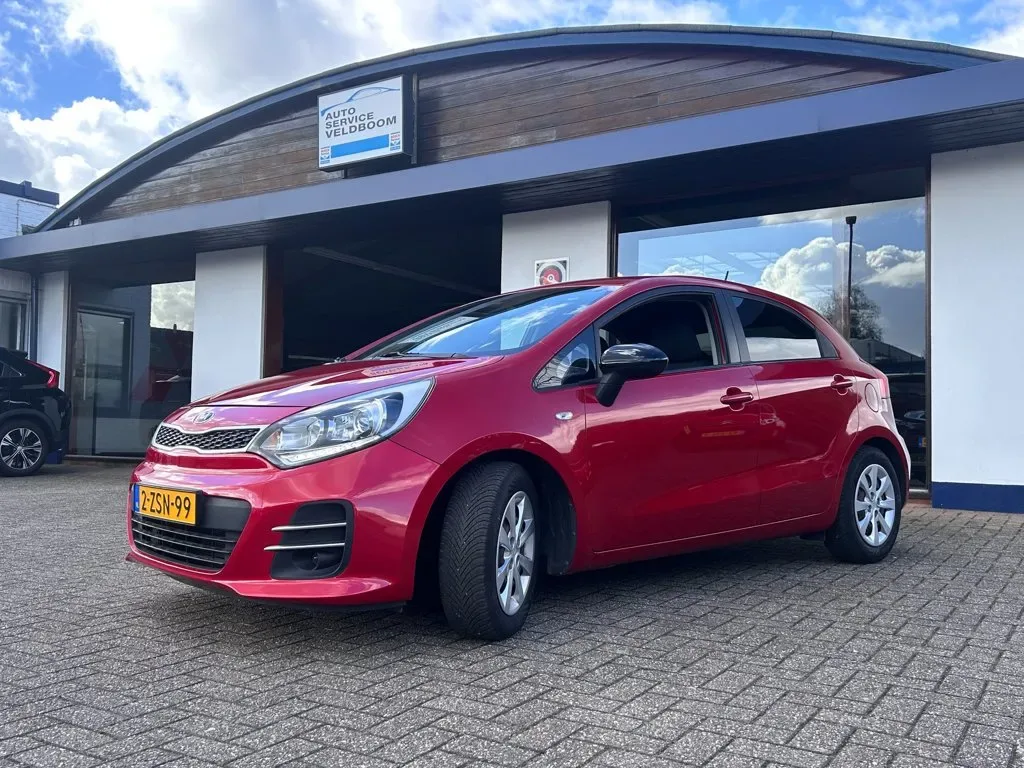Kia Rio (2015) — foto 1