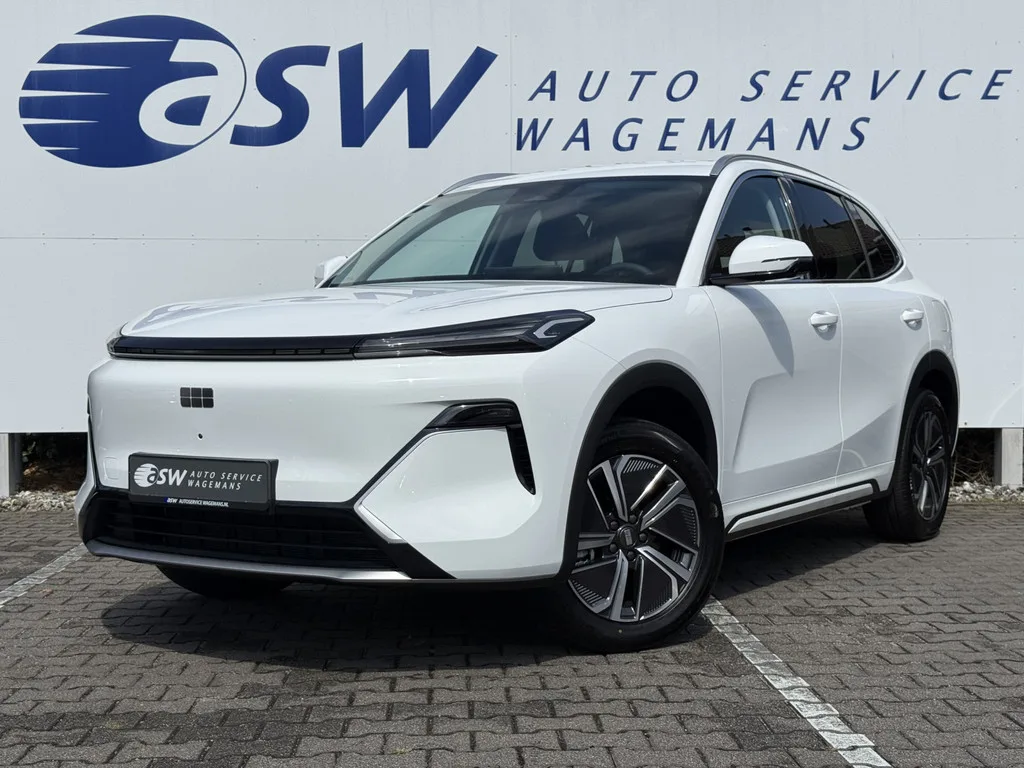 Geely Starray EM-i (2026) — foto 1