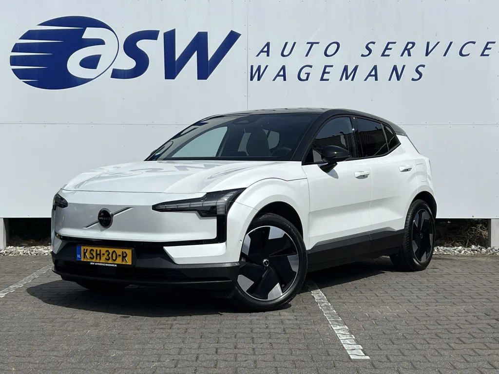 Volvo EX30 (2025) — foto 1