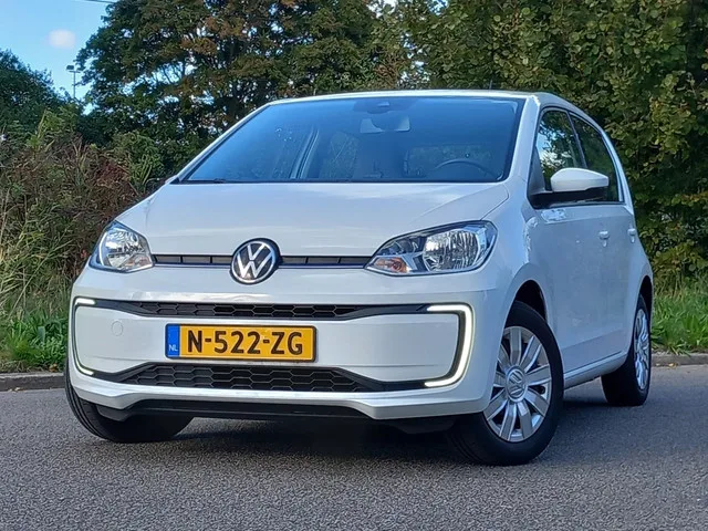 Volkswagen e-Up! (2021) — foto 1