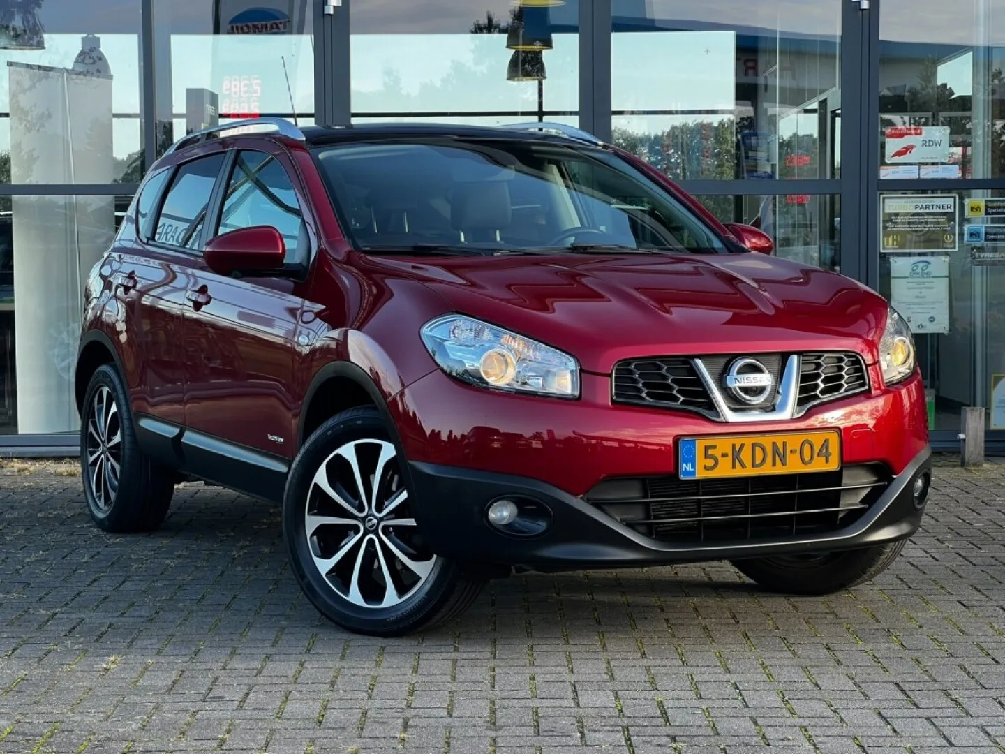 Nissan Qashqai (2013) — foto 1