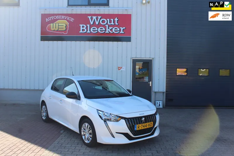 Peugeot 208 (2022)