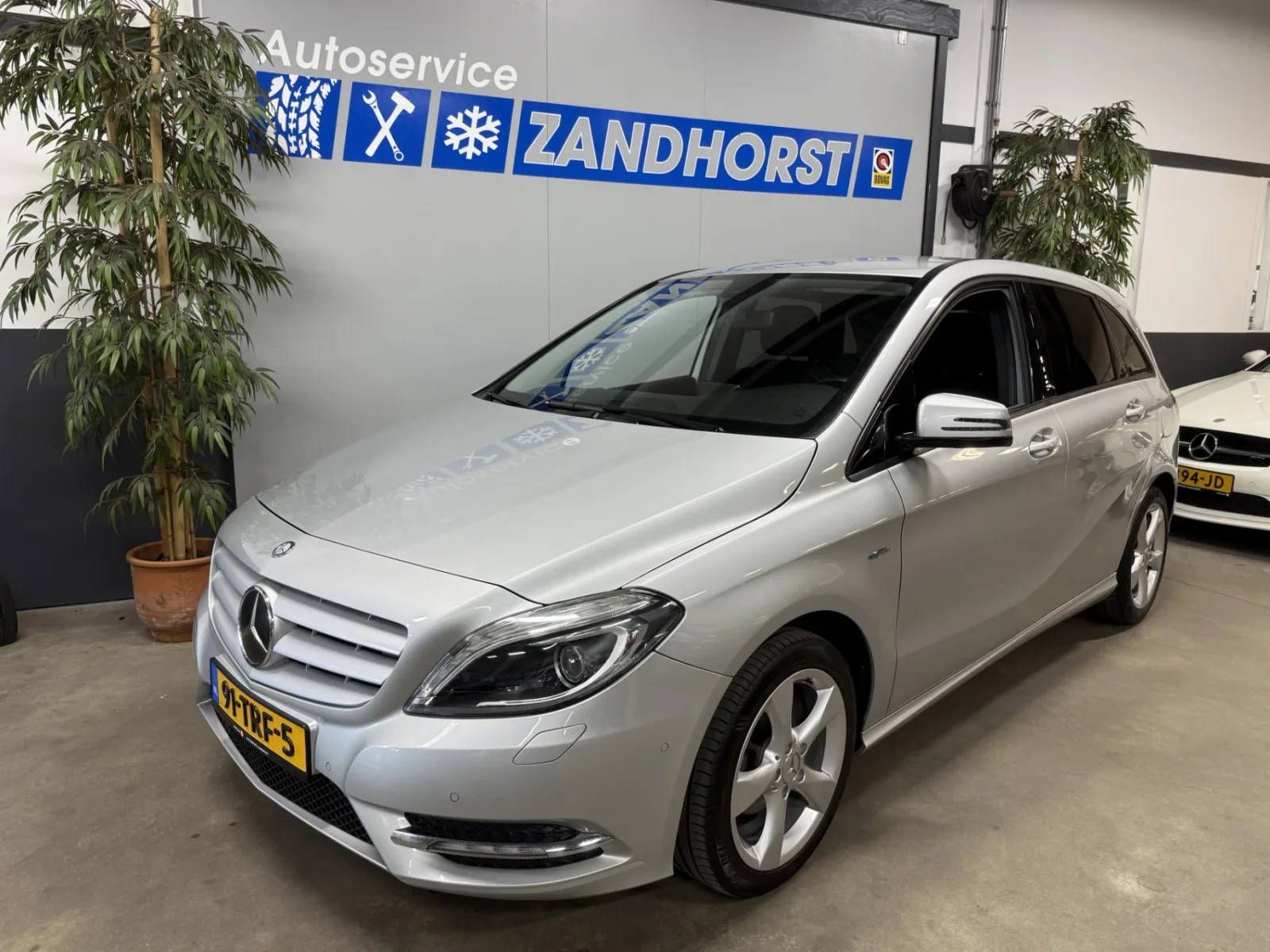 Mercedes-Benz B-Klasse (2012) — foto 1
