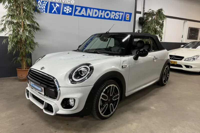 MINI Cabrio (2019)
