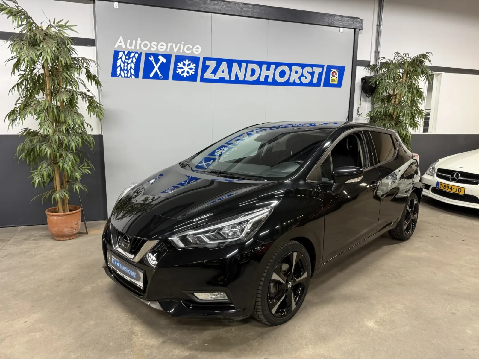 Nissan Micra (2017) — foto 1