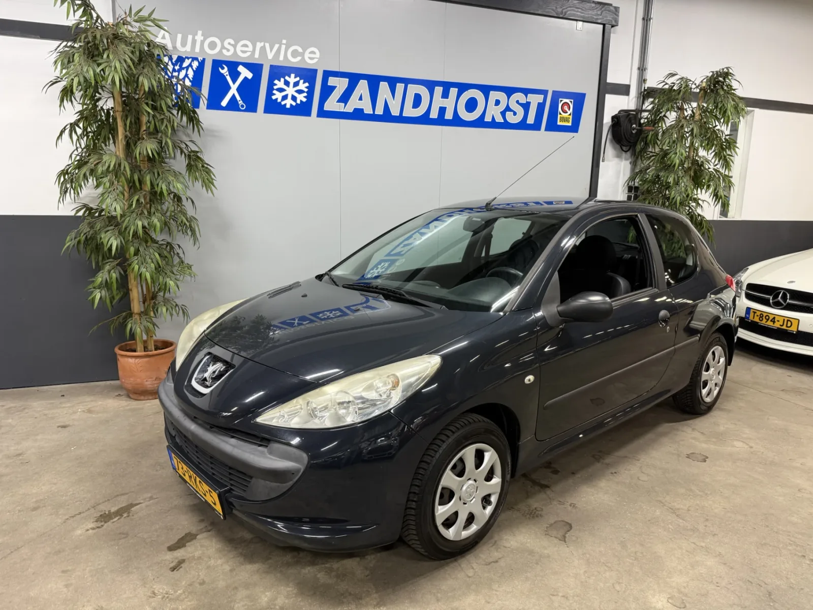 Peugeot 206+ (2011) — foto 1