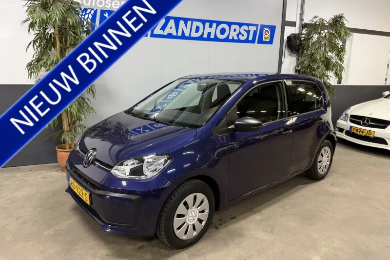Volkswagen Up! (2017)