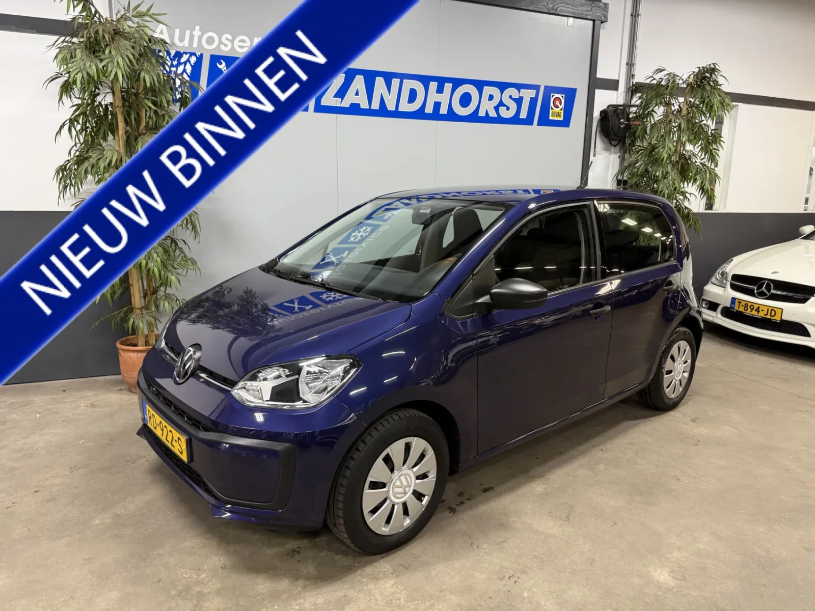 Volkswagen Up! (2017) — foto 1