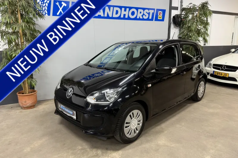 Volkswagen Up! (2015)