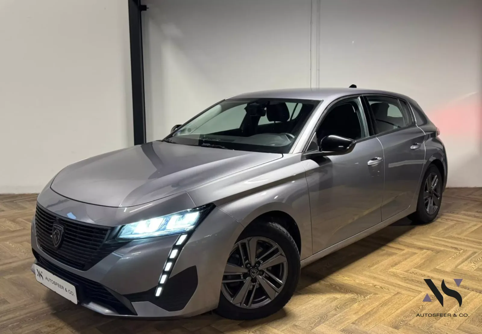 Peugeot 308 (2022) — foto 1