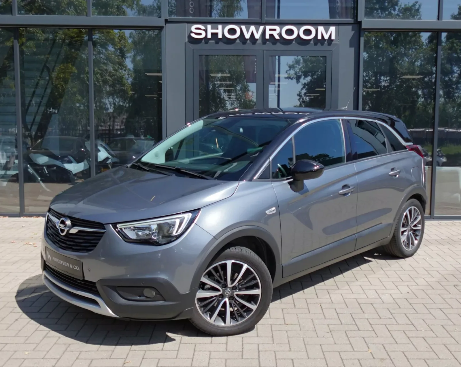 Opel Crossland (2018) — foto 1