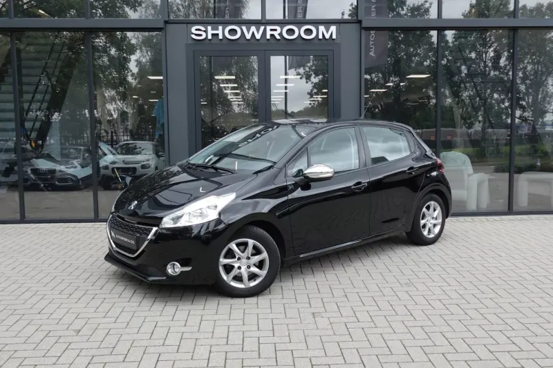 Peugeot 208 (2013)