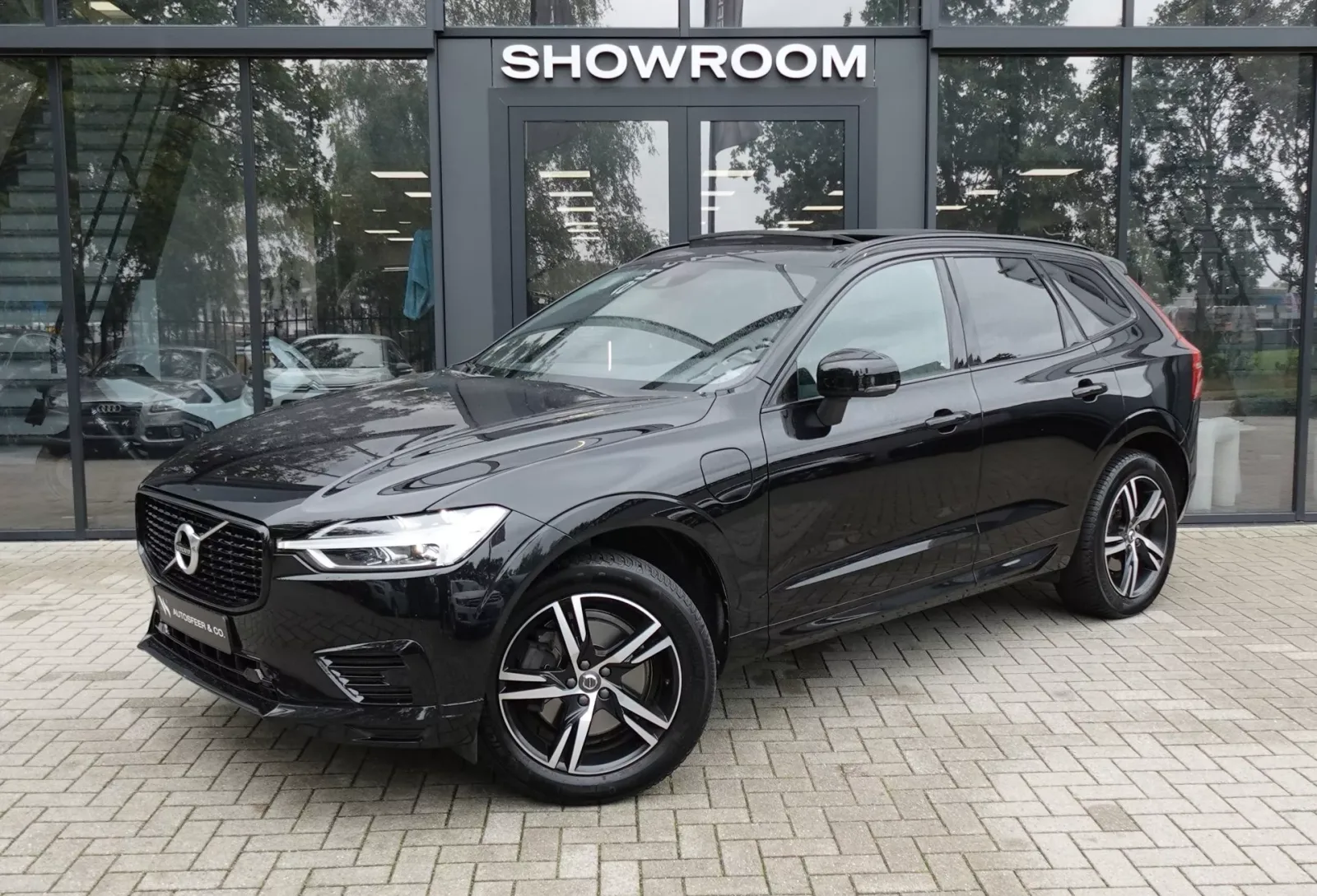 Volvo XC60 (2020) — foto 1
